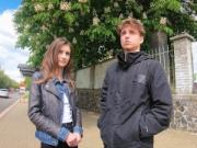 HUNT4K. Lassie has no money for bus ticket but has perfect sexy body