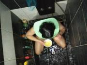 Sexi Wife taking enormous load of piss on face