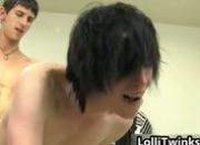 Cute emo twink gets his anus rammed