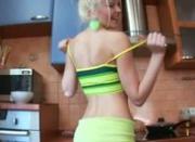 blond princess has her pussy from cream
