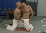 Dude gets his amazing penis licked and sucked by nicejocks