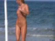 Voyeur beach2