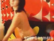 YouPornMate XVanesaX Undresses On Cam