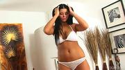 Meaty babe Christina masturbates