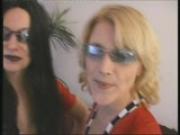 Sexy in their sunglasses 1/4