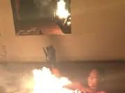 Stripper shoots fire out of pussy