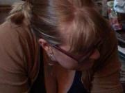 Spying wifes cleavage