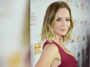 Emily Blunt Jerk off instructions
