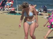 Bikini Babe with Lots O' Curves and likes camera