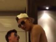 chinese boys with sun glasses fucking 1'54''