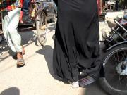 Bangladeshi Abaya Ass Milf