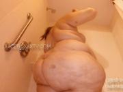 BIG BUTT WHITE MILF STRAWBERRY CAKE