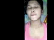 Desi girl fingering and moaning