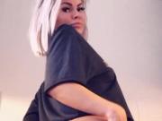 Filthy cocktugging milf jerking dick