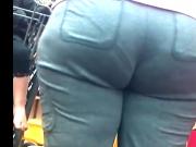 Candid Ass : Mature Pawg with VPL