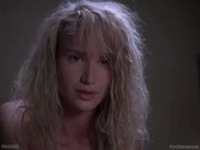 Kelly Lynch