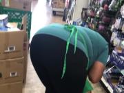 Thick Dollar Tree worker