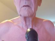 dildo lecken