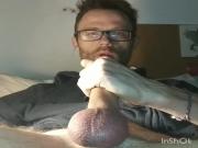 I'm a very hot wankers masturbing my big cock all the days!!