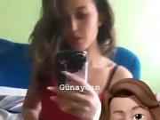 Melodi Azra instagramda costuruyor