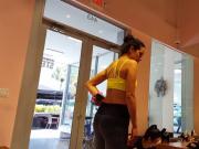 Candid voyeur milf legging and yellow top shopping hot