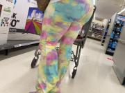 CANDID TIEDYE CHEEKS ON BBW