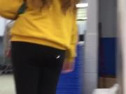 Tootie booty pawg in leggings