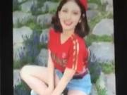 Somi ex IOI cum tribute