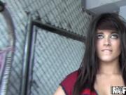 Mofos - Shes A Freak - Oxuanna Envy - Public Ride