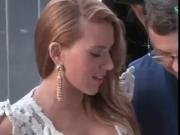 Scarlett Cleavage