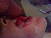 Huge cumshot in his sperm friendly girlfriend&#039;s mouth