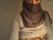 Arab amateur webcam masturbating