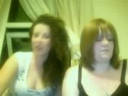 2 gilrs mucking about on webcam flashing tits
