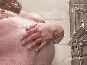 HOTEL SHOWER PISSING