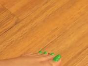 Very sexy feet with green toes