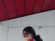 Indian sexy crossdresser Lara D'Souza saree video
