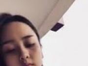 Vo My Duyen show biniki