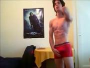 Muscle Twink shows all