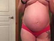 37 weeks jiggling