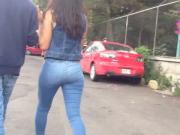 Teen ass in jeans, lindo Culote de jovencita