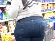 Redbone Big Ass in Black Jeans