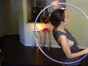 hoop girl - titts shake dance