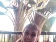 Emma Roberts beauty vid