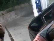 polvo en la gasolinera