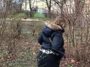 young german girl girl piss in bush