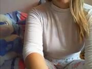 Teen in pyjama masturbating