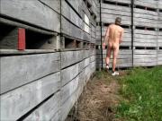 jerking off outside