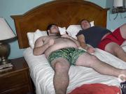 2 Guys 1 Room