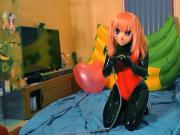 Latex kigurumi popping latex balloon