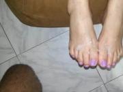wrinkled soles and cum toes footjob